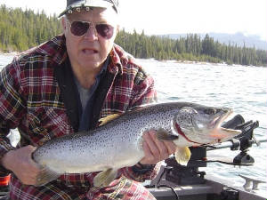 jimreeveslargestbrown9and3quartercrescentlakebrown.jpg