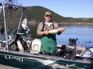 pbwith8lb27incher.jpg