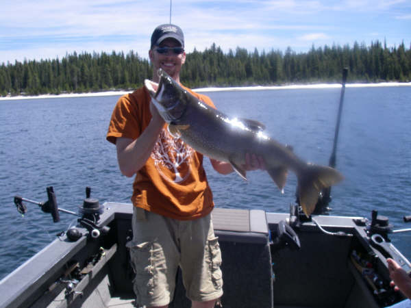 bwild16lb32inchlakerstanding.jpg